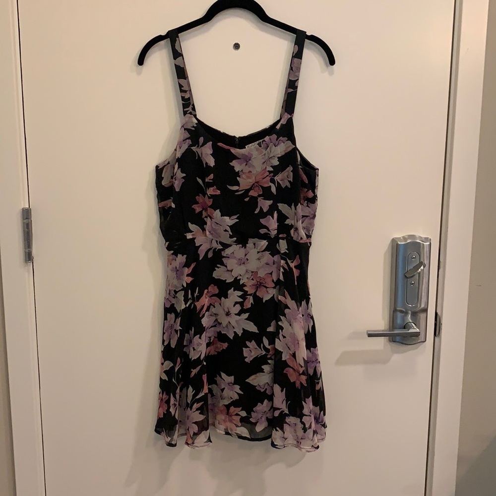 Lucca Couture size Large purple floral dress